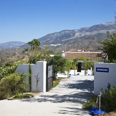 Продажа  отдельно стоящей виллы в Arenas