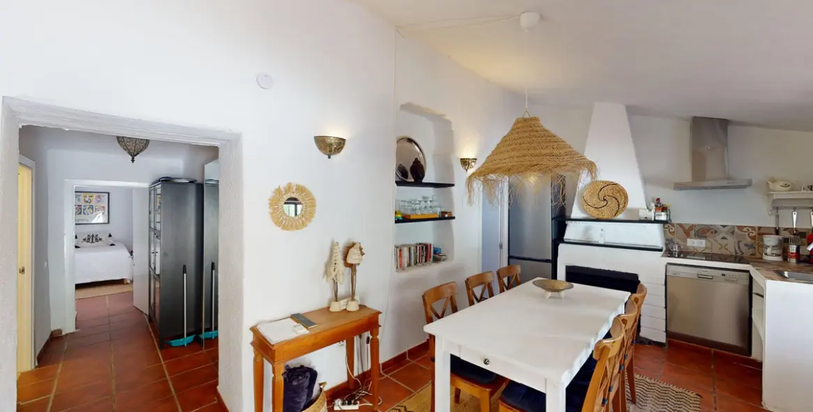 Sale of detached villa in Arenas 19