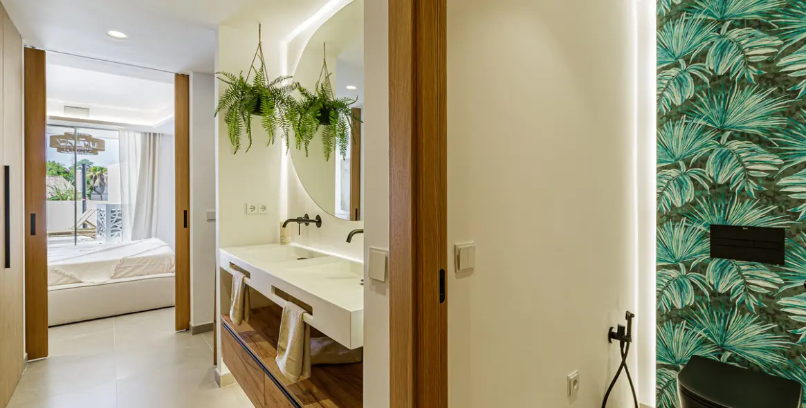 Sale of middle floor apartment in Nueva Andalucía 8