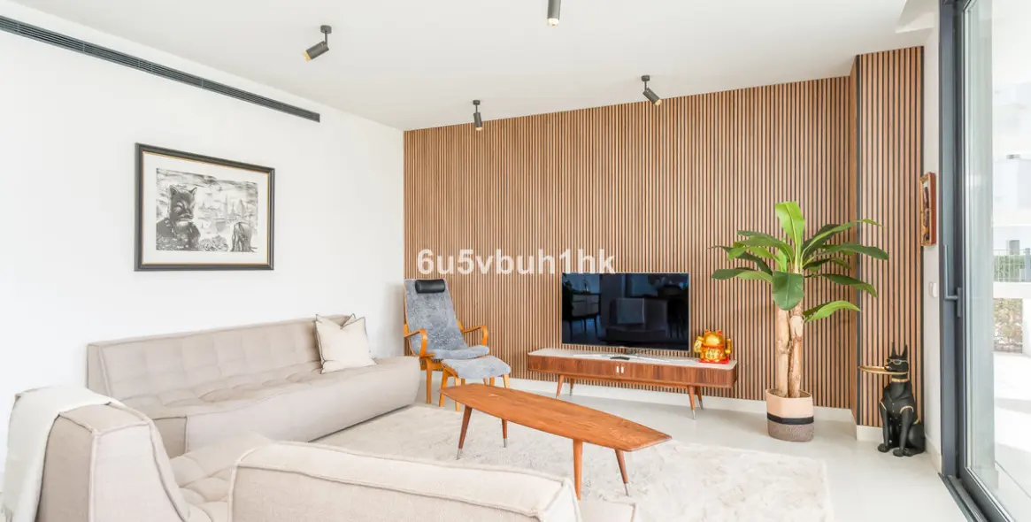 Sale of ground floor apartment in Fuengirola 5