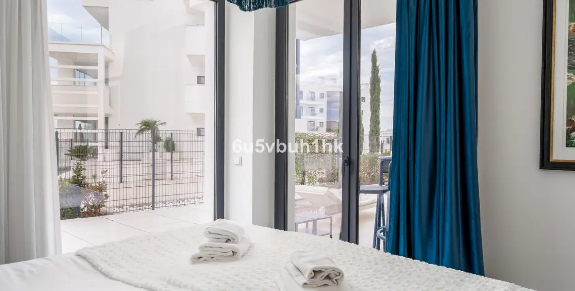 Sale of ground floor apartment in Fuengirola 13