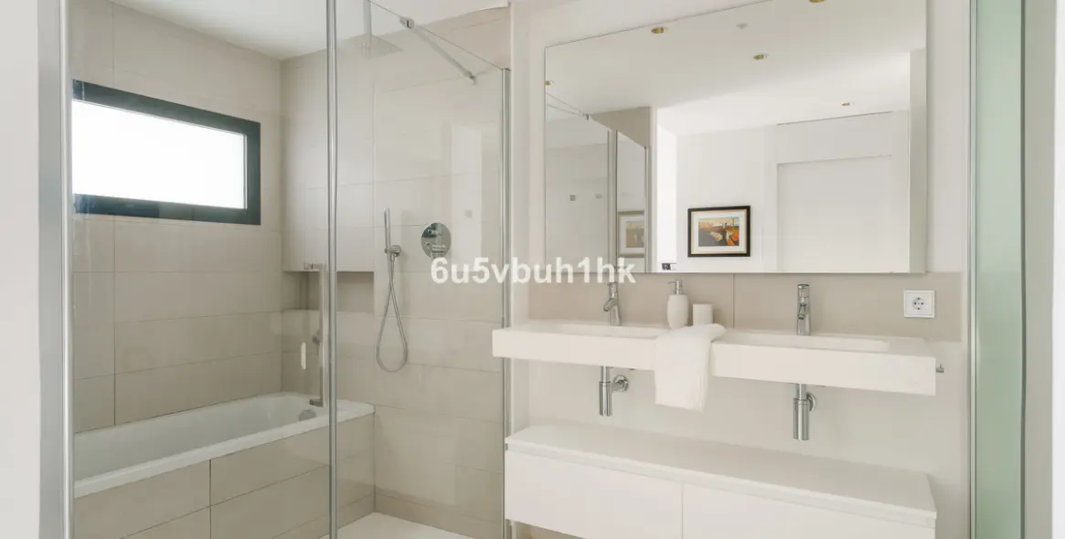 Sale of ground floor apartment in Fuengirola 15