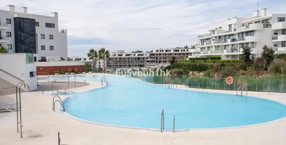 Sale of ground floor apartment in Fuengirola 29