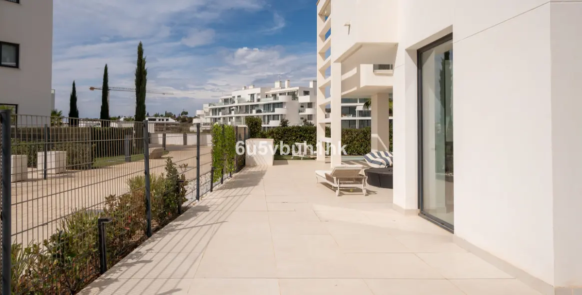 Sale of ground floor apartment in Fuengirola 31