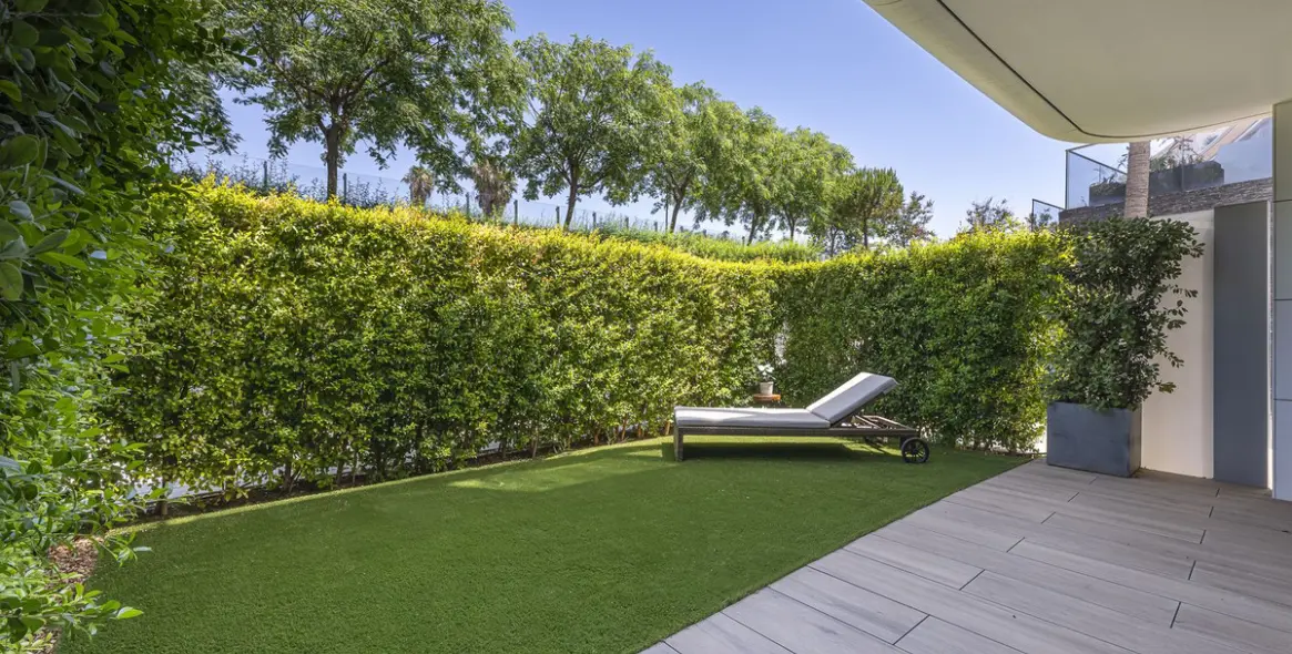 Продажа апартаментов на первом этаже в Estepona 9