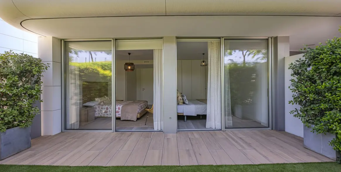 Продажа апартаментов на первом этаже в Estepona 12