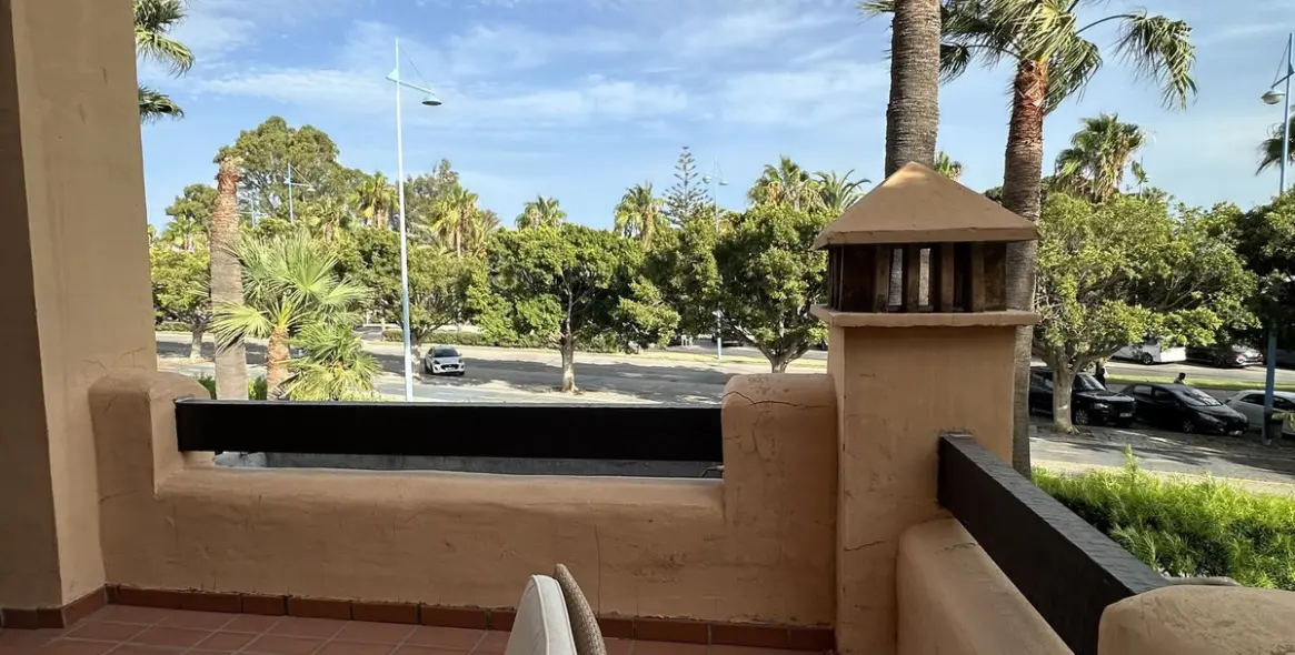 Venta de apartamento en planta media en San Pedro de Alcántara 4