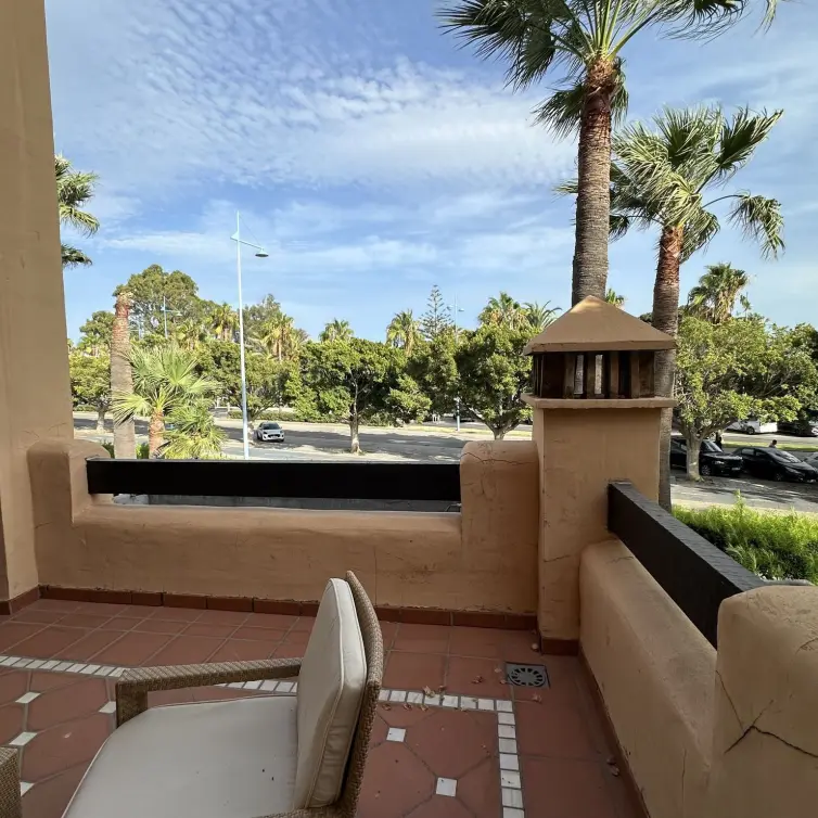 Sale of middle floor apartment in San Pedro de Alcántara