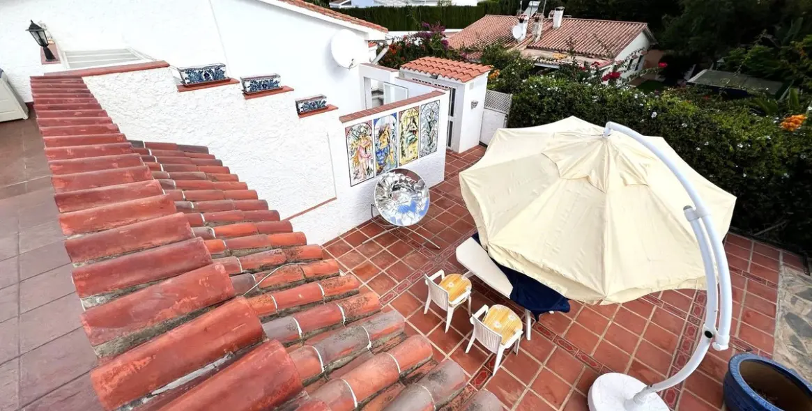 Venta de villa independiente en Costabella 8