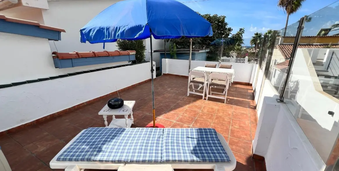 Venta de villa independiente en Costabella 13