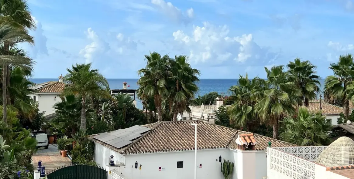 Venta de villa independiente en Costabella 23