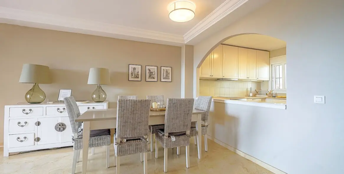 Sale of townhouse in Estepona 4