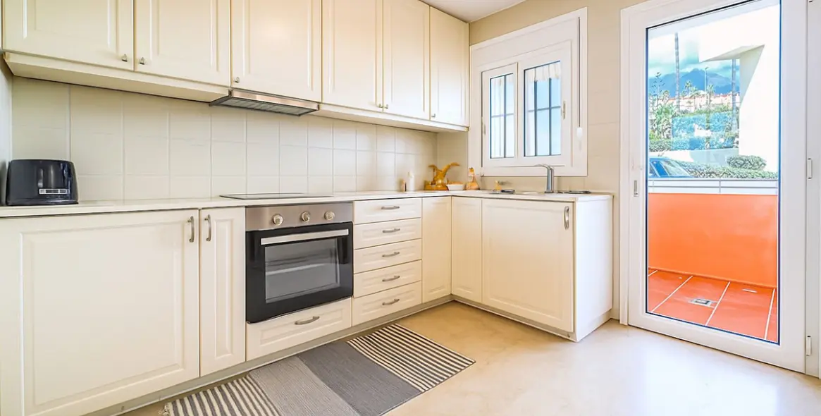 Sale of townhouse in Estepona 7