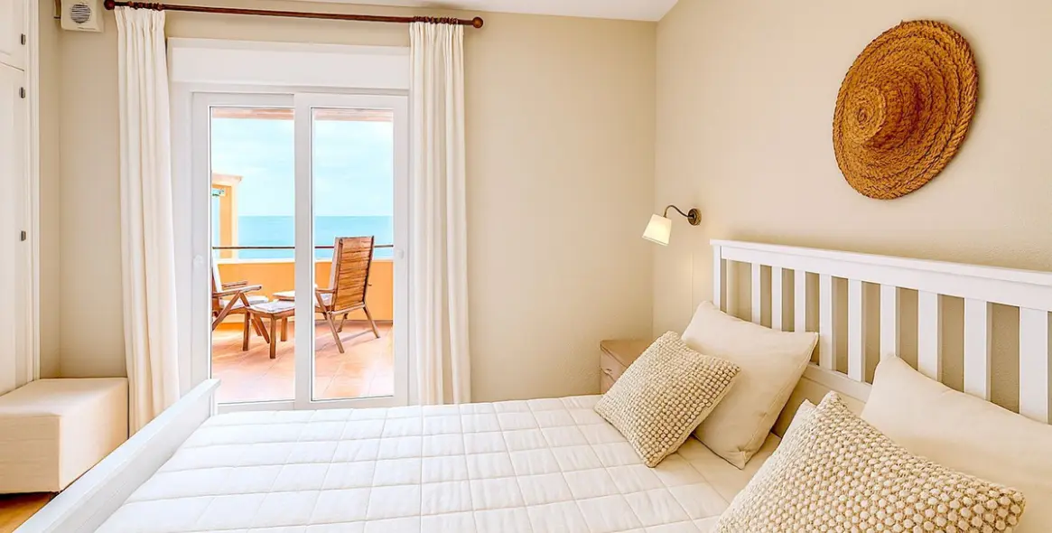 Sale of townhouse in Estepona 9