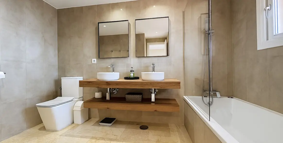 Sale of townhouse in Estepona 14