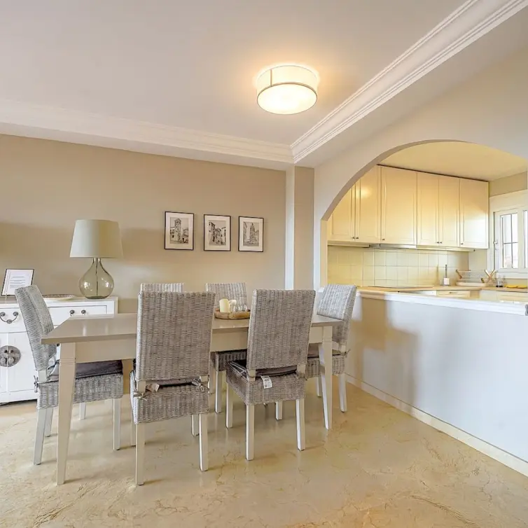 Sale of townhouse in Estepona