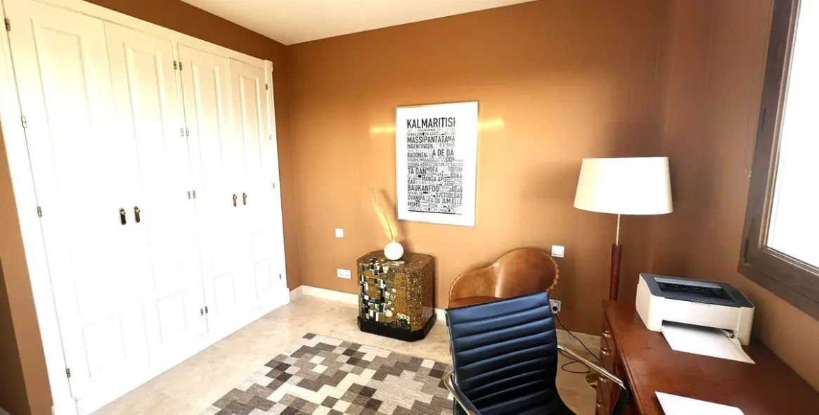 Продажа апартаментов на среднем этаже в El Paraiso 16