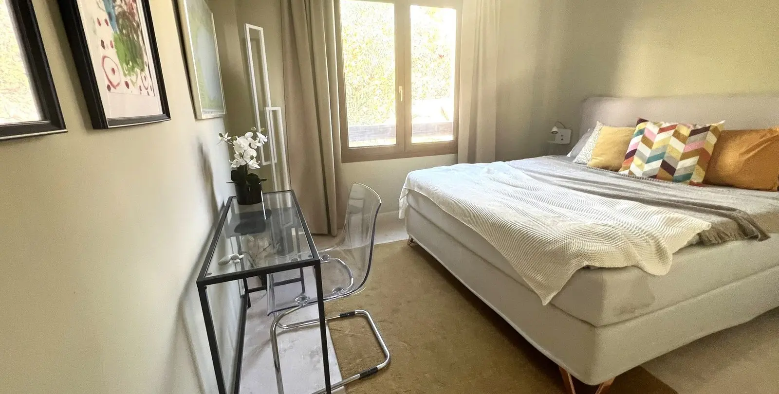 Sale of middle floor apartment in El Paraiso 14