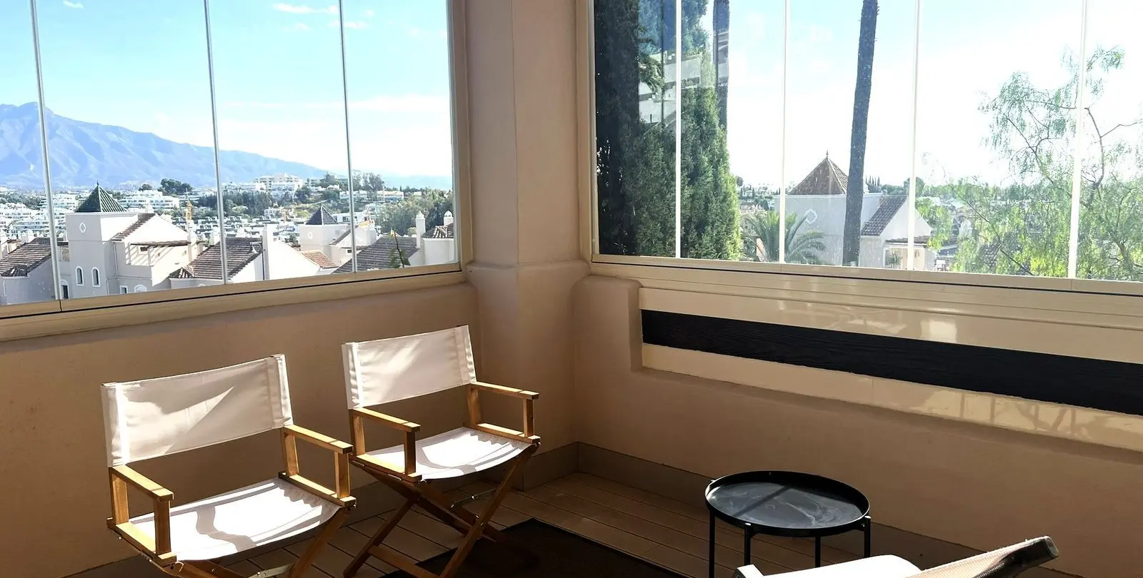 Sale of middle floor apartment in El Paraiso 18