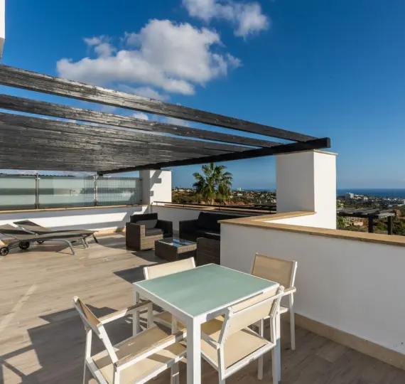 Sale of duplex in Santa Clara