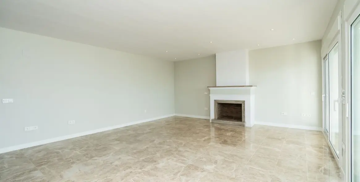 Sale of duplex in Santa Clara 8