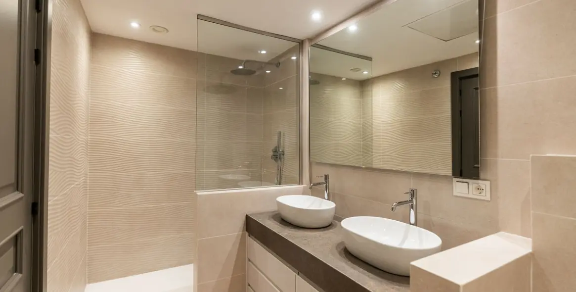 Sale of duplex in Santa Clara 10