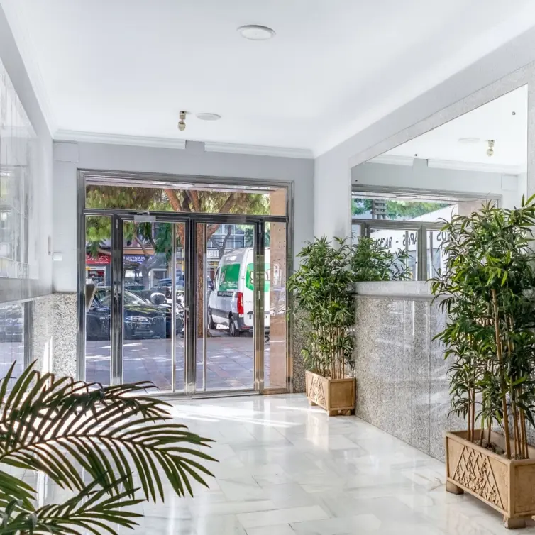 Venta de apartamento en planta media en Fuengirola