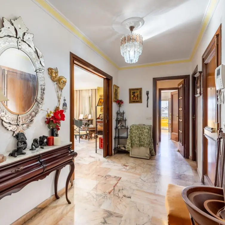 Venta de apartamento en planta media en Fuengirola