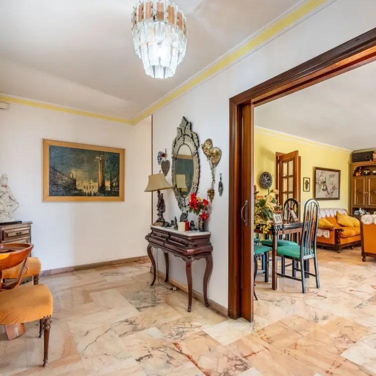 Venta de apartamento en planta media en Fuengirola