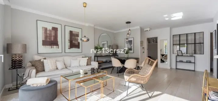 Sale of ground floor apartment in Nueva Andalucía 4