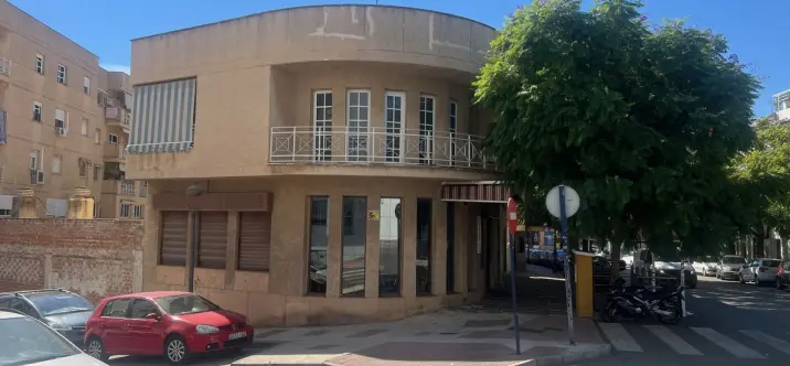 Продажа дома на две семьи в Estepona 3