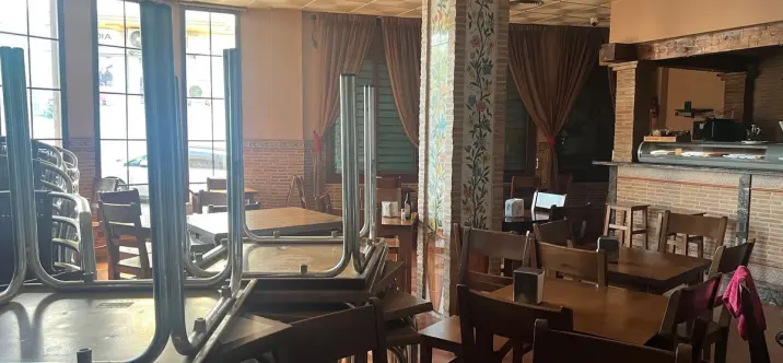 Продажа дома на две семьи в Estepona 4