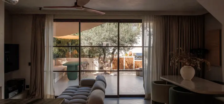 Townhouse R5212939 2