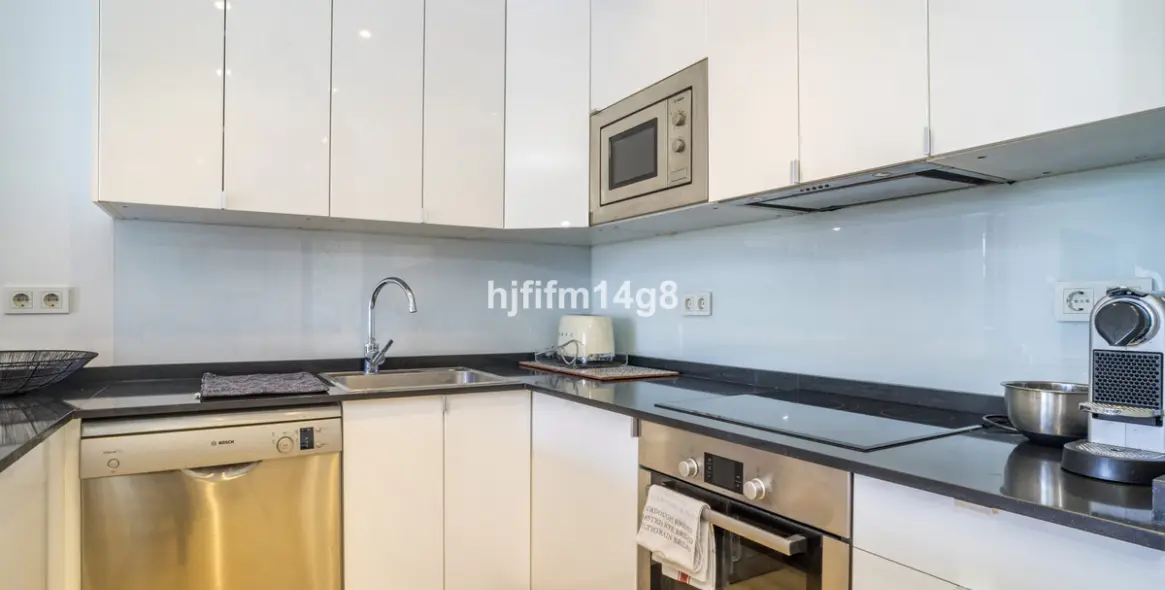 Продажа апартаментов на среднем этаже в Marbella (район Puerto Banús) 9