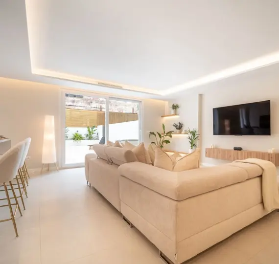 Продажа апартаментов на первом этаже в Nueva Andalucía