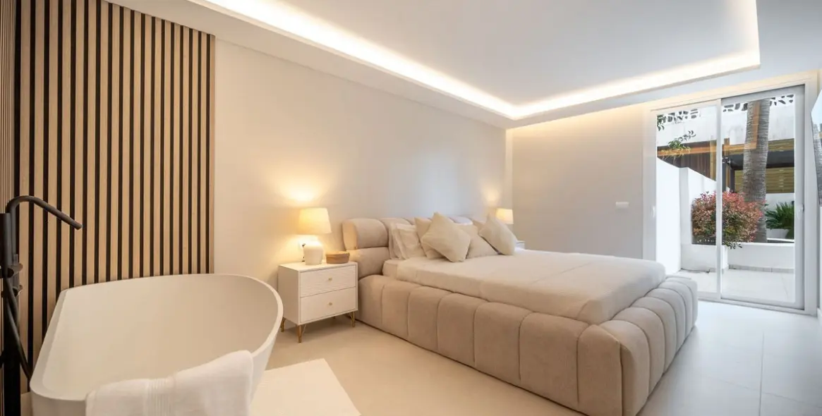 Продажа апартаментов на первом этаже в Nueva Andalucía 5