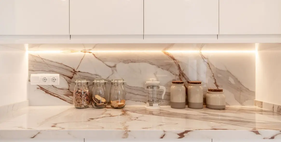 Продажа апартаментов на первом этаже в Nueva Andalucía 16