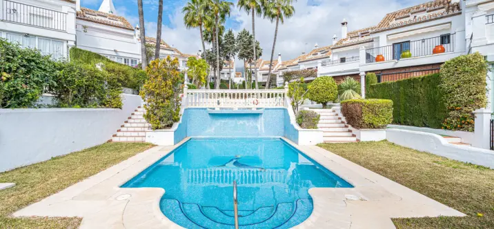 Townhouse R5222791 0