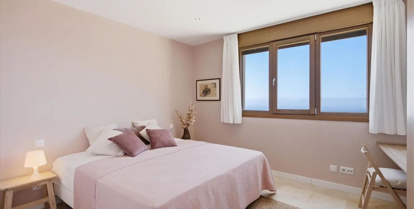 Продажа двухуровневого пентхауса в Altos de los Monteros 7