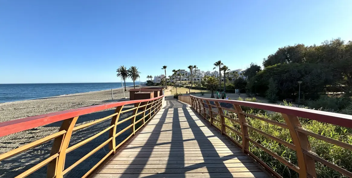 Продажа двухуровневого пентхауса в Estepona 5