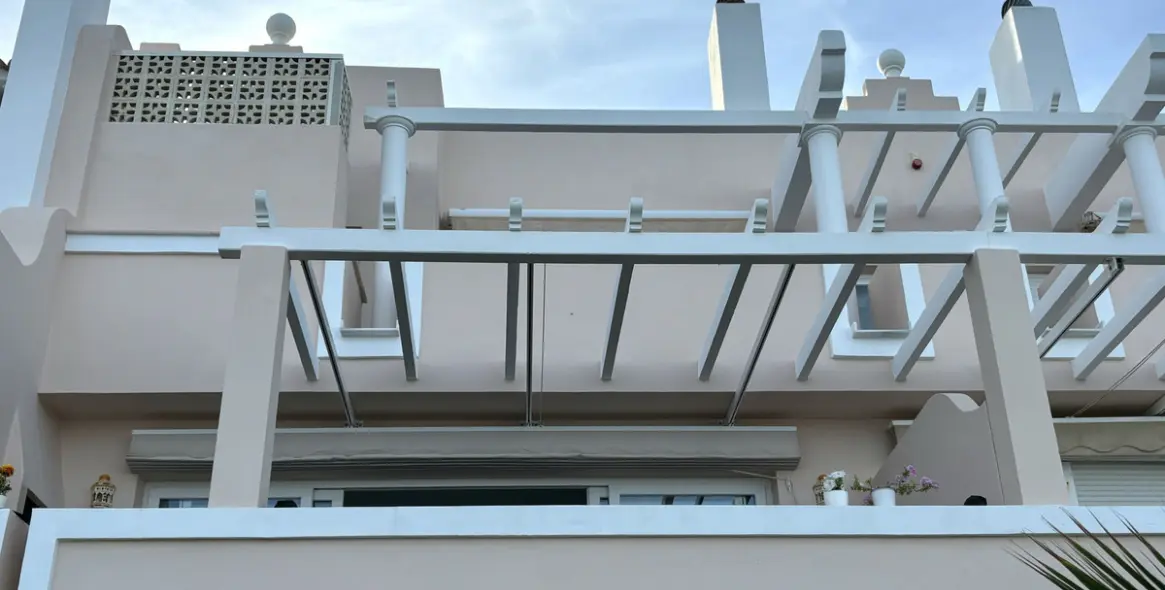 Продажа двухуровневого пентхауса в Estepona 6