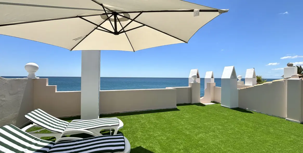 Продажа двухуровневого пентхауса в Estepona 11