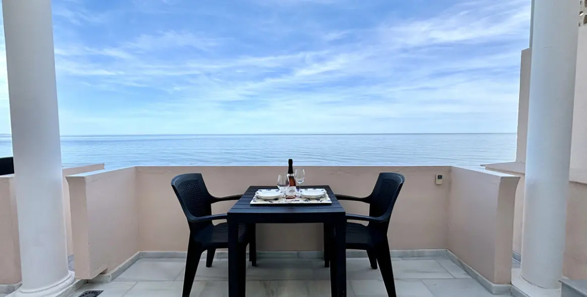 Продажа двухуровневого пентхауса в Estepona 14