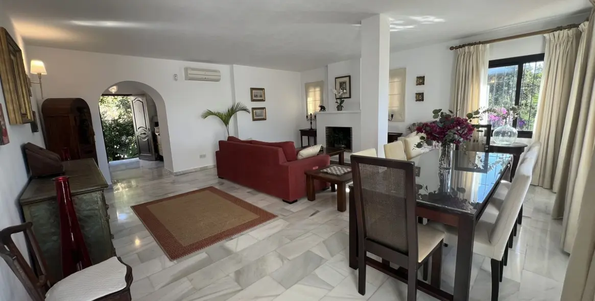 Продажа  отдельно стоящей виллы в El Padron 7