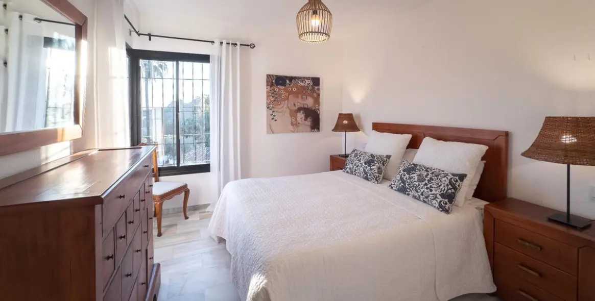 Продажа  отдельно стоящей виллы в El Padron 20