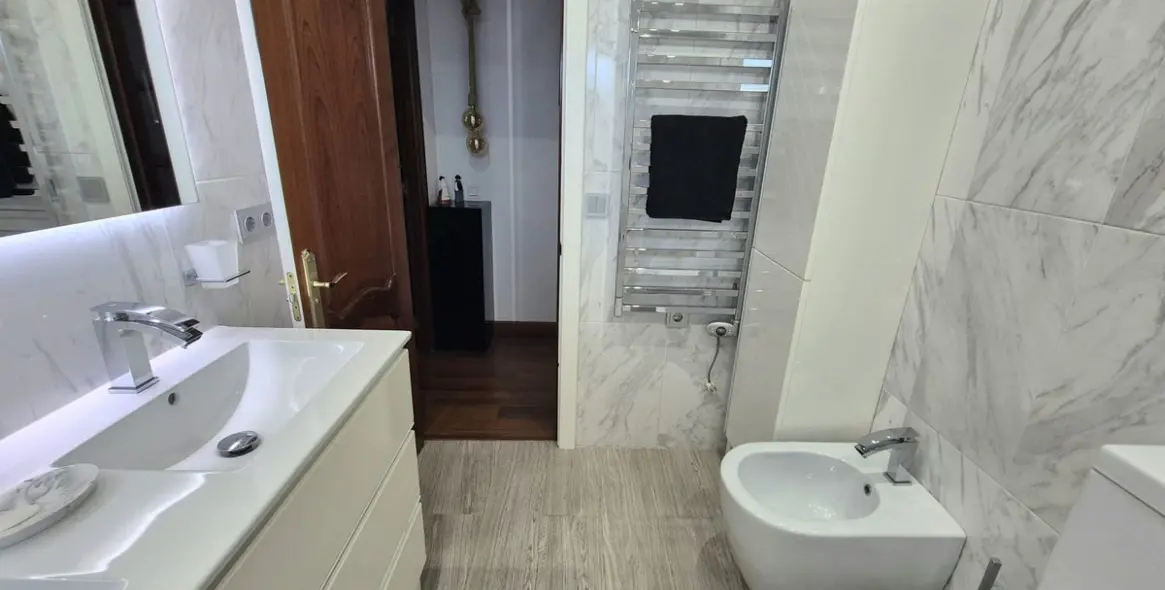 Sale of detached villa in Coín 23