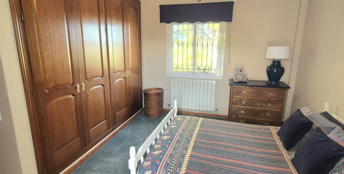 Sale of detached villa in Coín 29