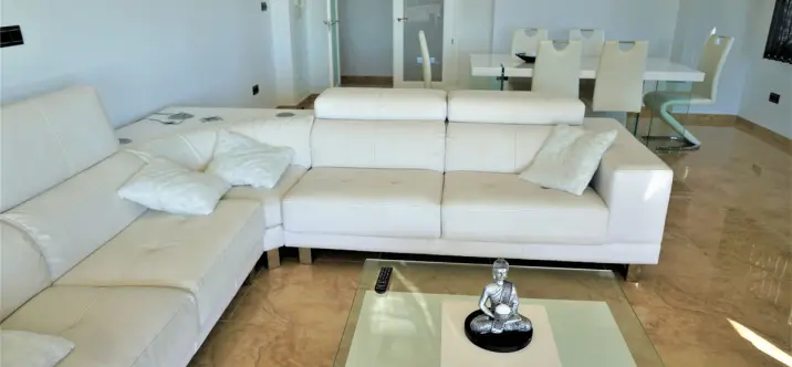 Sale of detached villa in Torre del Mar 3