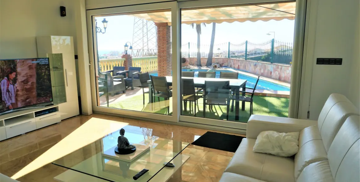 Sale of detached villa in Torre del Mar 5