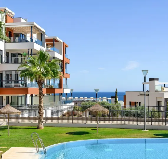 Venta de apartamento en planta media en Fuengirola